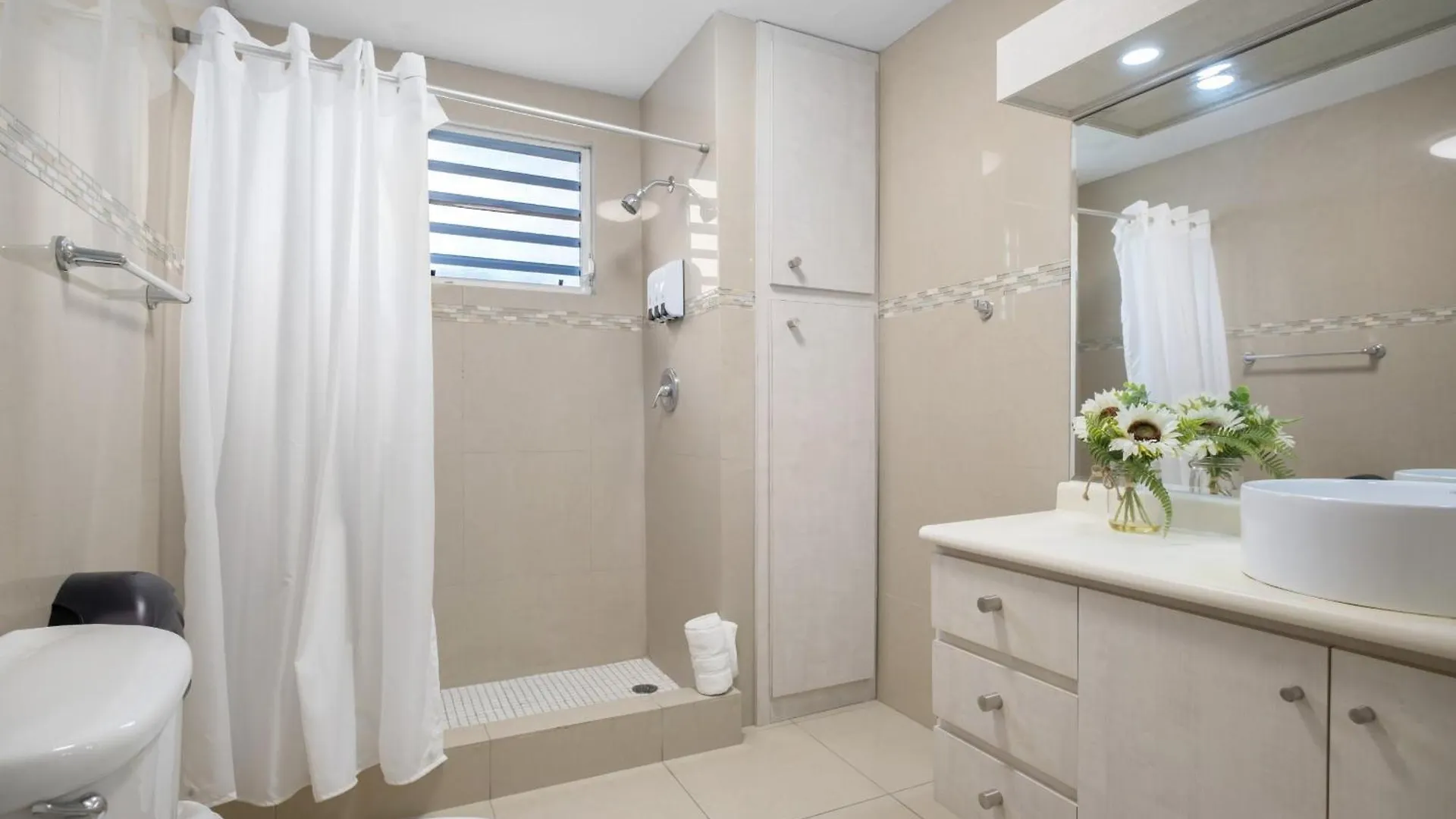 Prime Location At Condado Beach 2Br 1Ba - Apt 9 San Juan 0*,